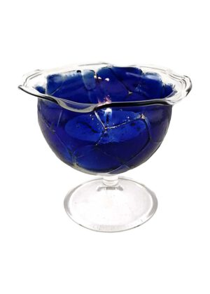 Teelichtglas mit Granulat blau