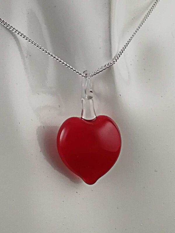 Kette mit Anhänger Herz